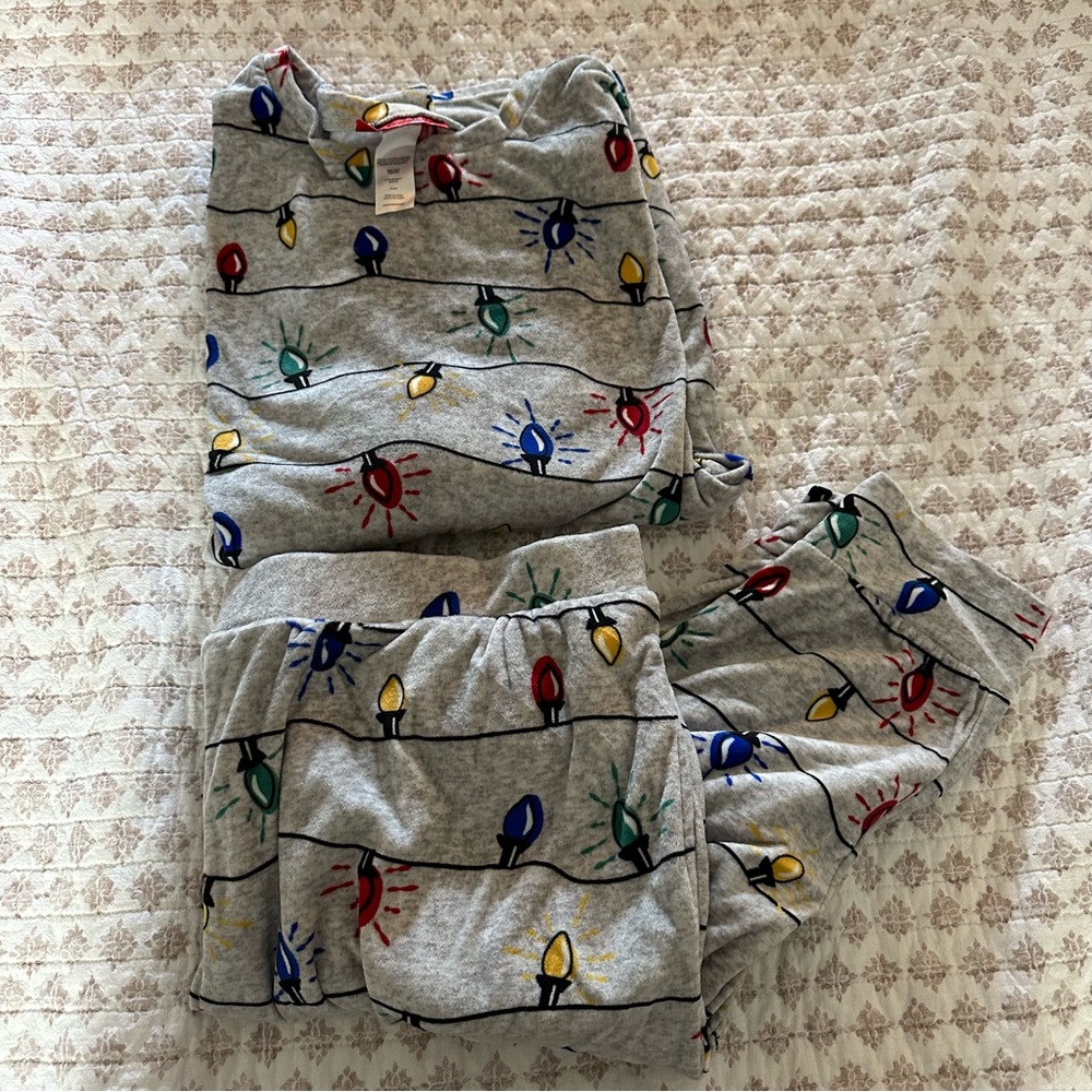 Women’s XL Christmas Pajamas
